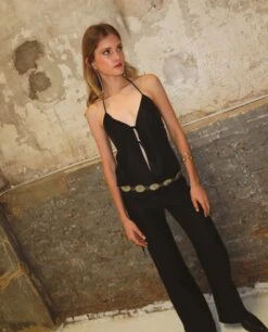 TOP STARDUST · NEGRO -[品牌] Ventas THE-ARE top negro lencero tirantes abertura delantera escote triangulo fiesta mujer the are 1