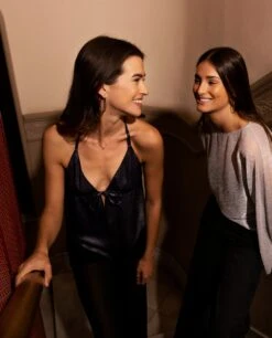 TOP GO FOR IT · PLOMO -[品牌] Ventas THE-ARE top triangulo metalizado mariposa fiesta mujer the are 1