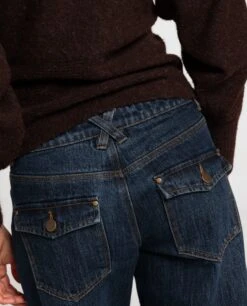 JEANS TEXT ME LATER · AZUL -[品牌] Ventas THE-ARE vaquero tiro medio costura lateral abertura en el bajo mujer the are eci img 4