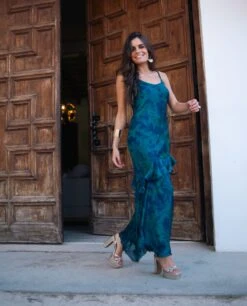 VESTIDO CAMILA · ESTAMPADO -[品牌] Ventas THE-ARE vestido azul marino estampado flores falda volante escote pico mujer the 4