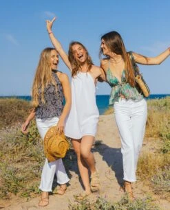 VESTIDO MIDSUMMER · BLANCO -[品牌] Ventas THE-ARE vestido corto blanco halter mujer the are 2