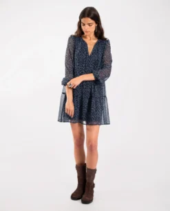 VESTIDO LOVED ONES · AZUL -[品牌] Ventas THE-ARE vestido corto estampado azul paneles manga larga mujer the are 2 a57ffd10 e7aa 4afa a0cb a49ebc2b0ca1 scaled