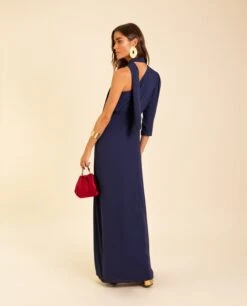 VESTIDO MRS. LOZANO · AZUL MARINO -[品牌] Ventas THE-ARE vestido largo azul escote asimetrico abertura eventos invitada boda graduacion mujer the are eci img 3