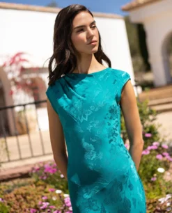 VESTIDO VALENTINA · AZUL -[品牌] Ventas THE-ARE vestido largo azul tejido jacquard sin mangas invitada elegante mujer the are 3 0192bd24 b11f 4403 8eee d82b115e595c scaled