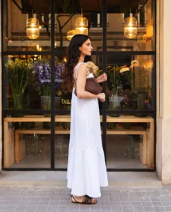 VESTIDO OLIVIA · BLANCO -[品牌] Ventas THE-ARE vestido largo blanco tirantes textura mujer the are 1 scaled