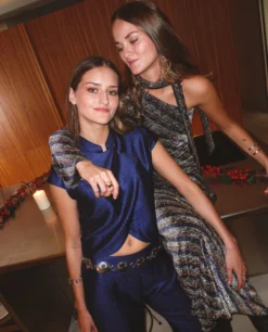 VESTIDO YOURS OR MINE · RAYAS -[品牌] Ventas THE-ARE vestido largo brillo manga larga rayas lazada lurex elegante fiesta mujer the are 5 scaled