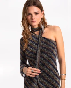 VESTIDO YOURS OR MINE · RAYAS -[品牌] Ventas THE-ARE vestido largo brillo manga larga rayas lazada lurex elegante fiesta mujer the are eci img 4 scaled