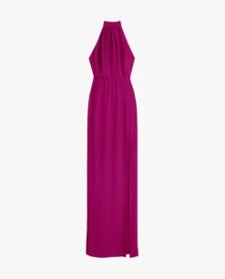 VESTIDO MRS. ALCARAZ · FUCSIA -[品牌] Ventas THE-ARE vestido largo fucsia gasa abertura escote halter eventos mujer the are eci img 5