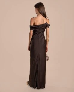 VESTIDO CÓRDOBA · MARRÓN -[品牌] Ventas THE-ARE vestido largo marron tirantes escote drapeado saten eventos mujer the are eci img 3