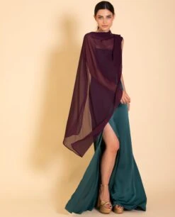 VESTIDO MRS. HUDSON · VERDE BOTELLA -[品牌] Ventas THE-ARE vestido largo tirantes verde vuelo abertura invitada boda evento mujer the are 00008