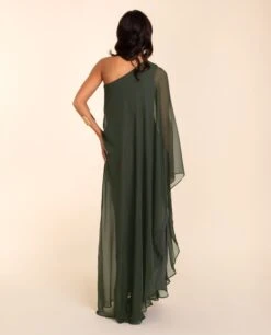 VESTIDO MRS. RIVERA · VERDE -[品牌] Ventas THE-ARE vestido largo verde militar fluido capa gasa asimetrico mujer the are eci img 3