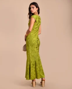 VESTIDO VALENTINA · VERDE -[品牌] Ventas THE-ARE vestido largo verde tejido jacquard sin mangas invitada elegante mujer the are eci img 3 scaled