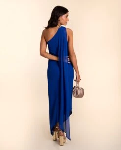 VESTIDO ALHAMBRA · AZUL COBALTO -[品牌] Ventas THE-ARE vestido midi azul cobalto asimetrico gasa fular eventos mujer the are eci img 3