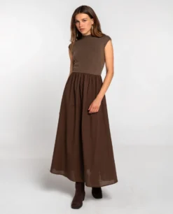 VESTIDO BECOMING HER · MARRÓN -[品牌] Ventas THE-ARE vestido midi marron cuerpo de punto falda larga mujer the are eci img 2 scaled