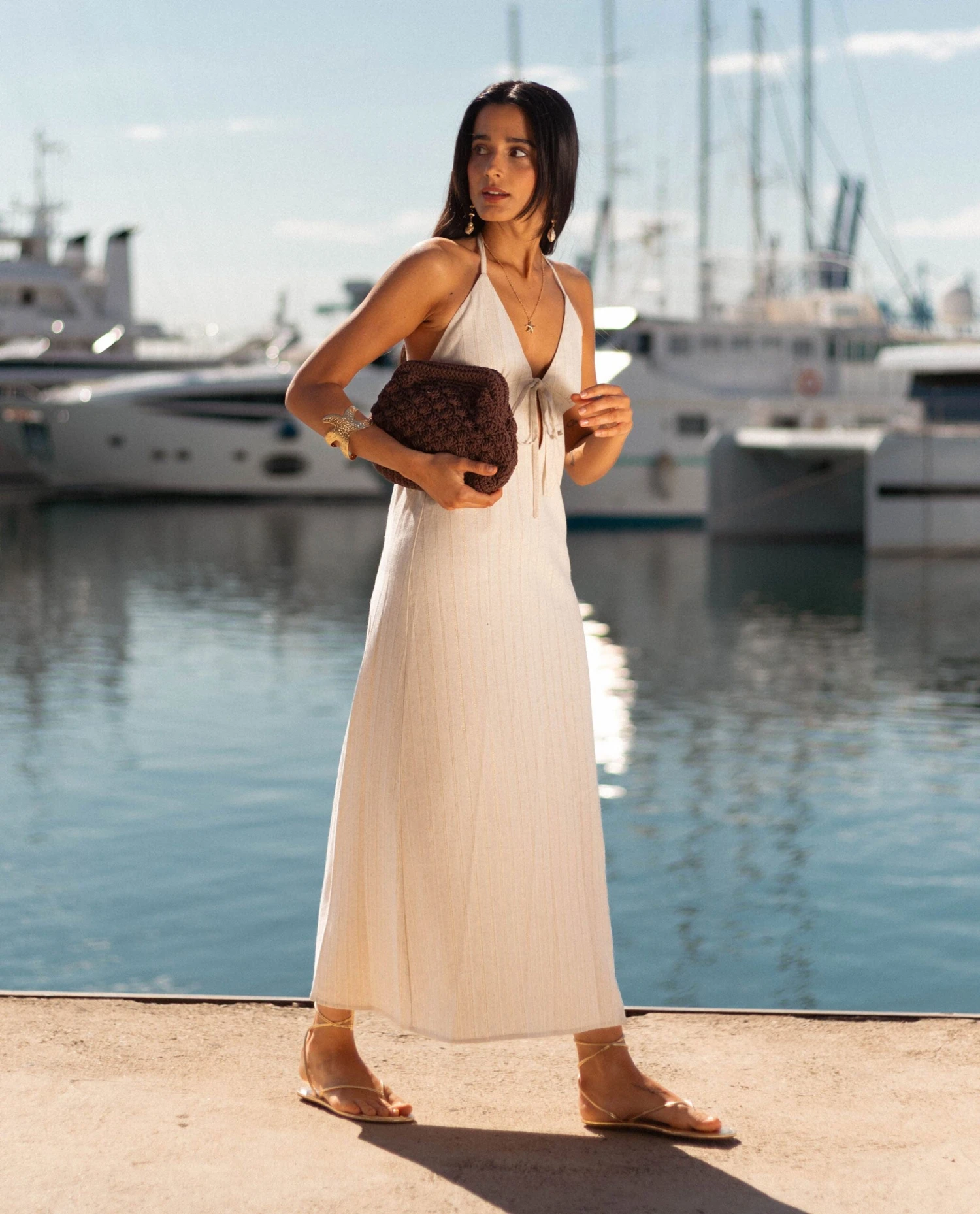 VESTIDO GOLDEN BRUNCH · BEIGE 1 VESTIDO GOLDEN BRUNCH · BEIGE