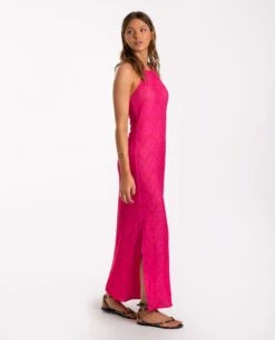 VESTIDO ES VEDRÁ · ROSA -[品牌] Ventas THE-ARE vestido midi rosa estampado halter mujer the are eci img 2