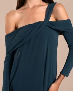 VESTIDO AMÉLIE · AZUL -[品牌] Ventas THE-ARE vestido midi verde oscuro escote bardot nudo manga larga eventos mujer the are eci img 4 scaled