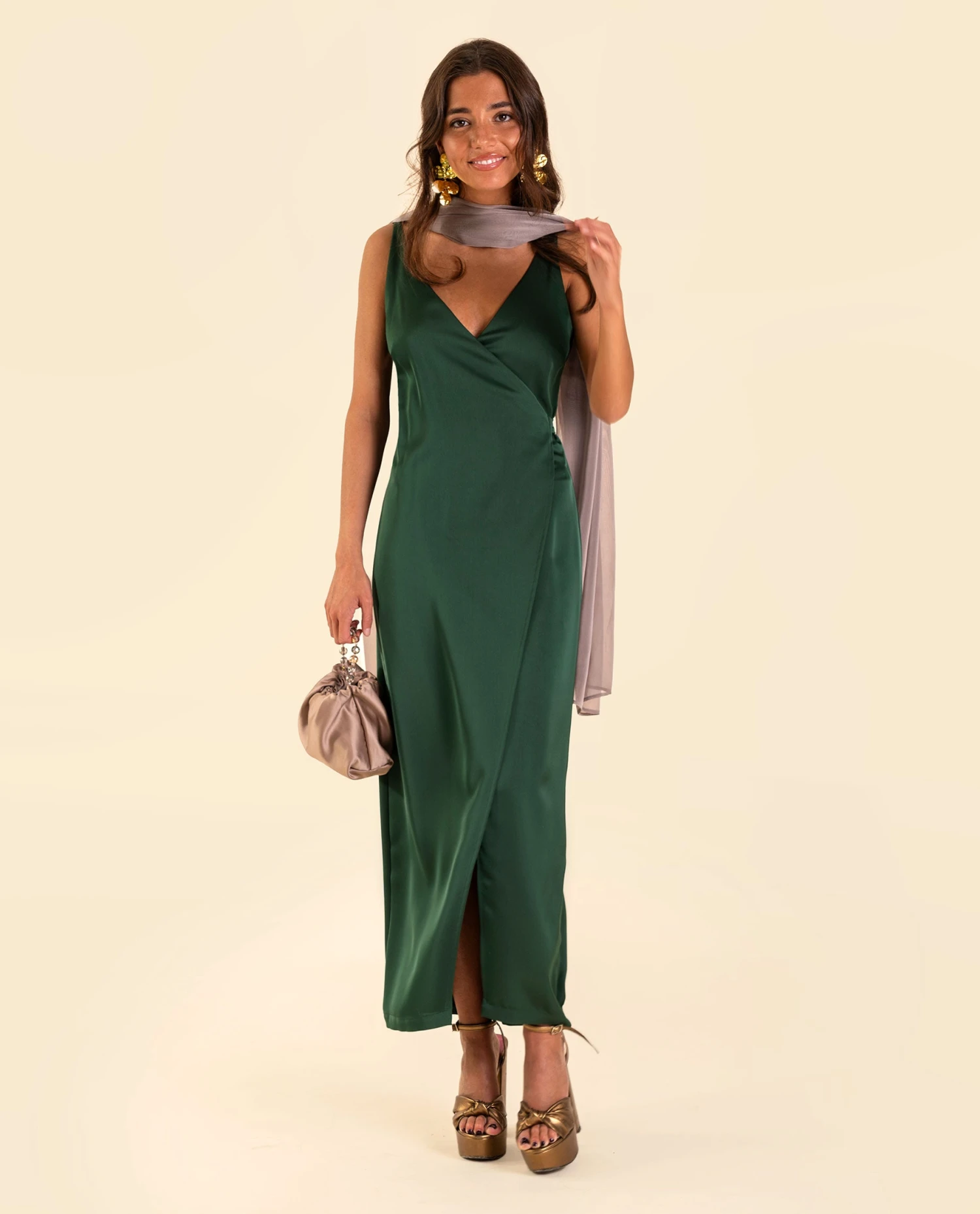 VESTIDO MRS. TAYLOR · VERDE 1 VESTIDO MRS. TAYLOR · VERDE