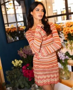 VESTIDO MY HAPPY PLACE · KNIT -[品牌] Ventas THE-ARE vestido mini punto tejido cuello redondo mangas acampanadas mujer the are 1